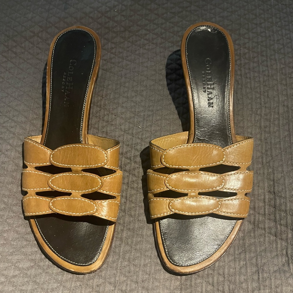 Cole Haan leather slides width is on the narrow side